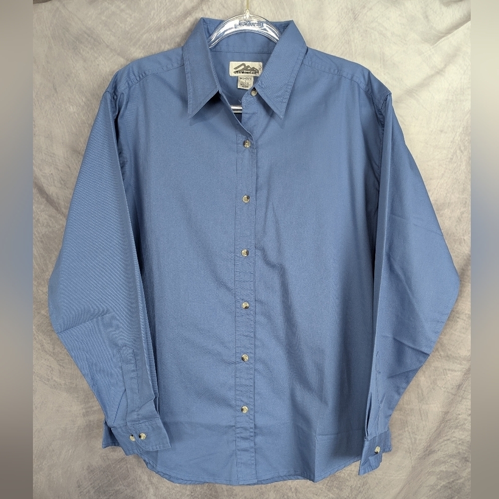 Tri-Mountain Medium Blue Button Down Shirt Women's